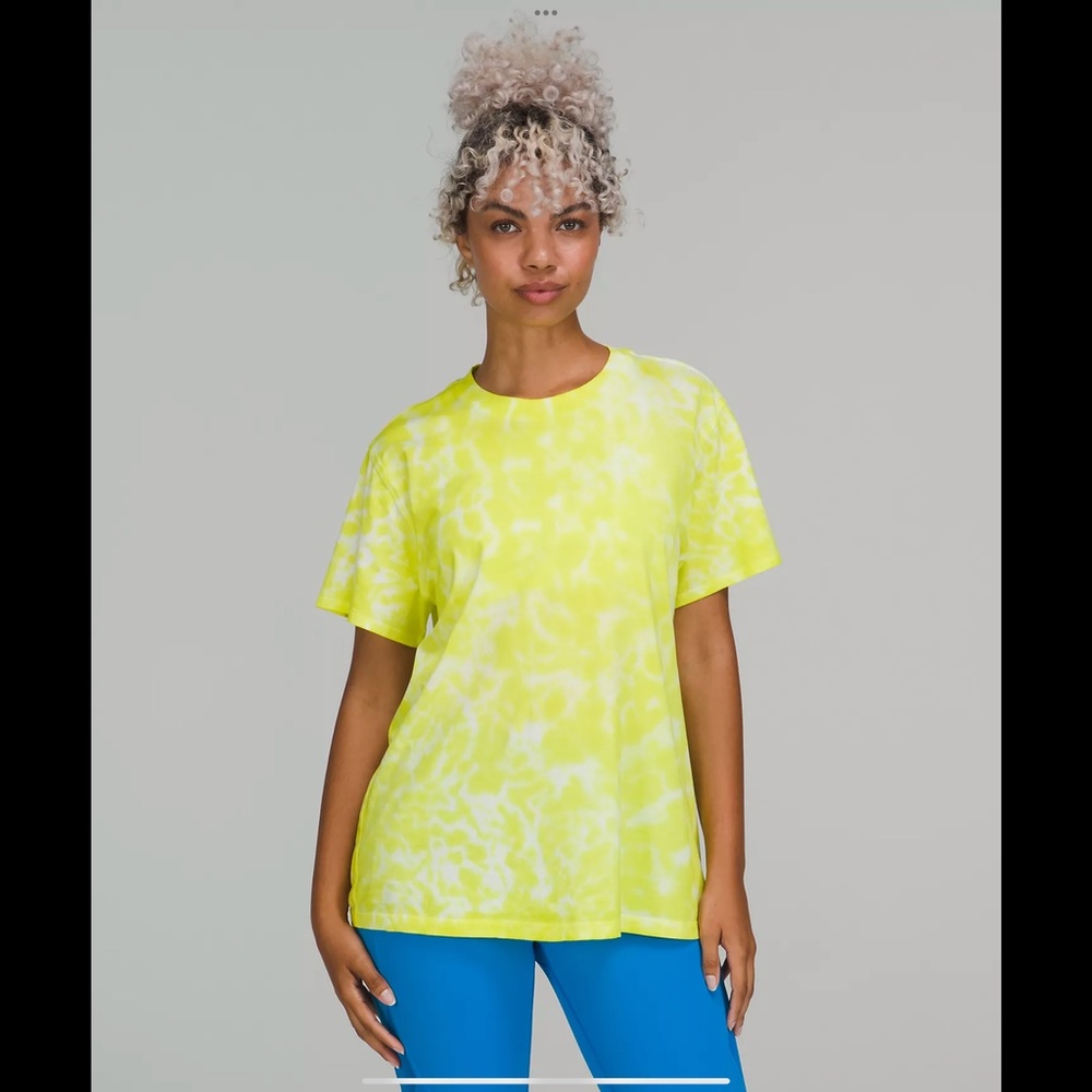 [NWT] Lululemon T shirt| Size 4